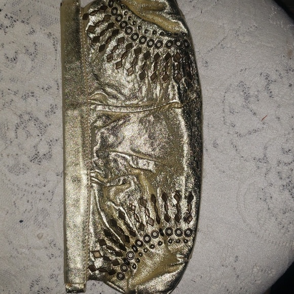 Steve Madden Gold Clutch Rivets studs Bag leather - Picture 5 of 7